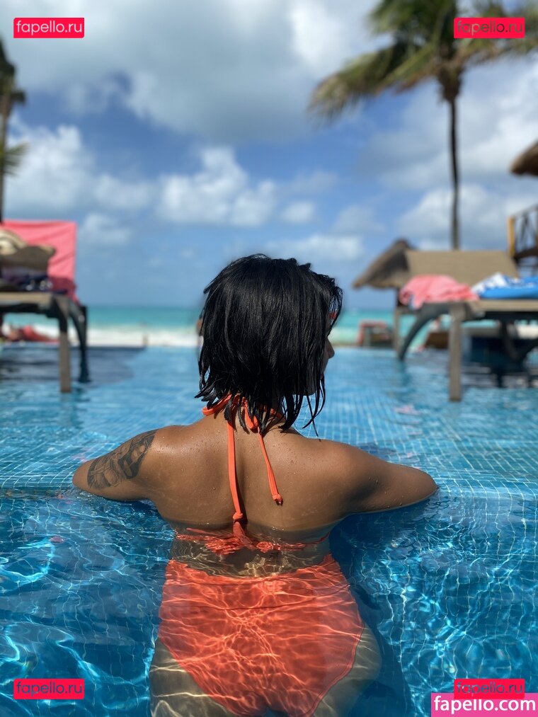 Kate Gonzalez / emma youthlust / emmahll / emmayouthl Onlyfans Photo Gallery 