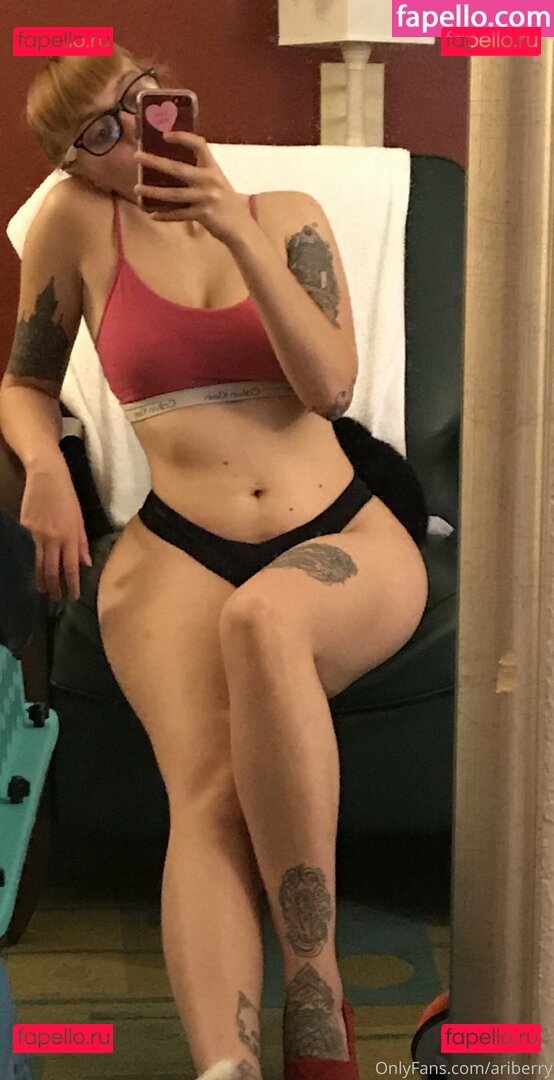 ariberry / ariberry_ Onlyfans Photo Gallery 
