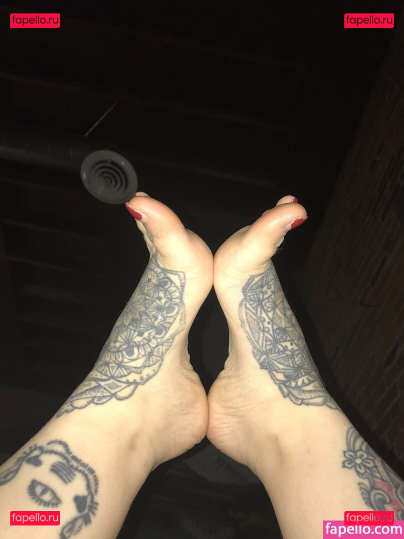 ariberry / ariberry_ Onlyfans Photo Gallery 