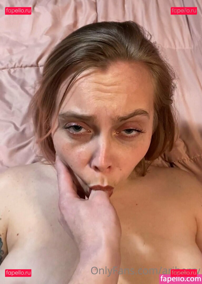 ariberry / ariberry_ Onlyfans Photo Gallery 