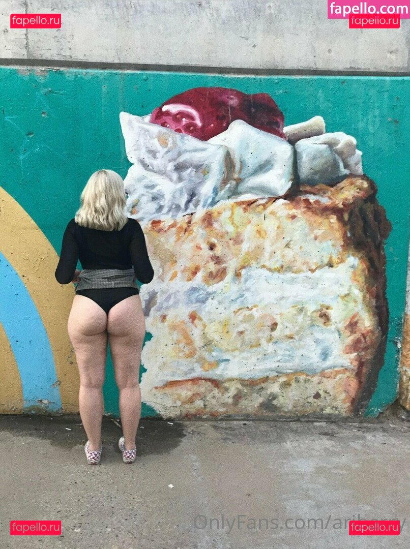 ariberry / ariberry_ Onlyfans Photo Gallery 