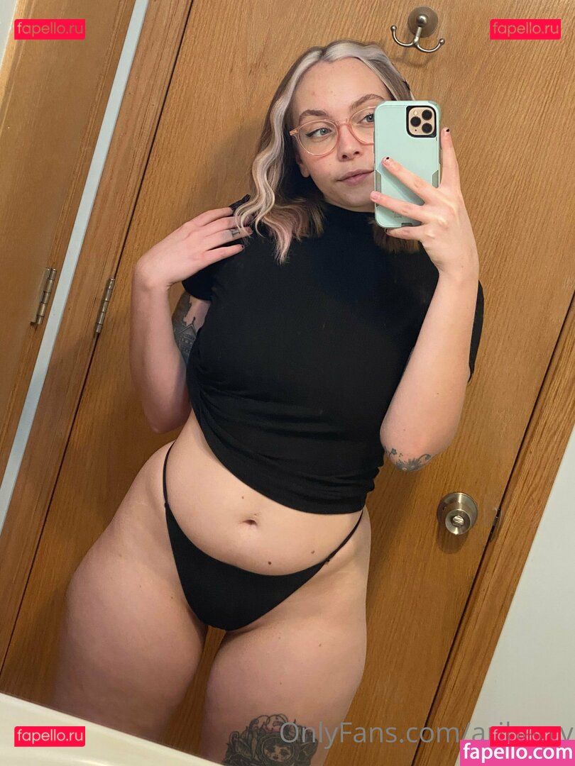 ariberry / ariberry_ Onlyfans Photo Gallery 