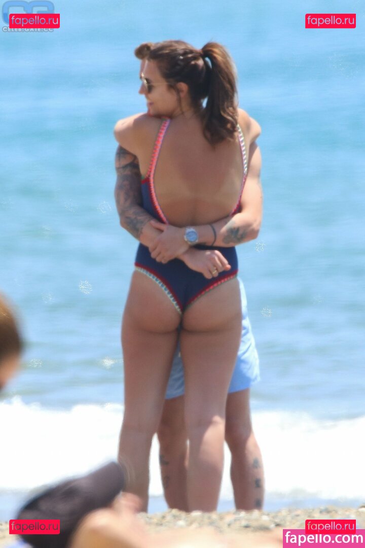 Laura Wontorra / LauraWontorra / WontorraLaura / laura_wontorra Onlyfans Photo Gallery 