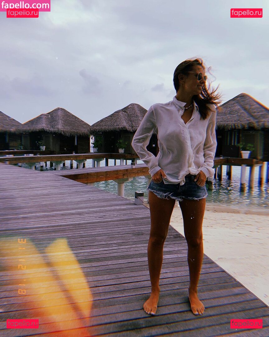 Laura Wontorra / LauraWontorra / WontorraLaura / laura_wontorra Onlyfans Photo Gallery 