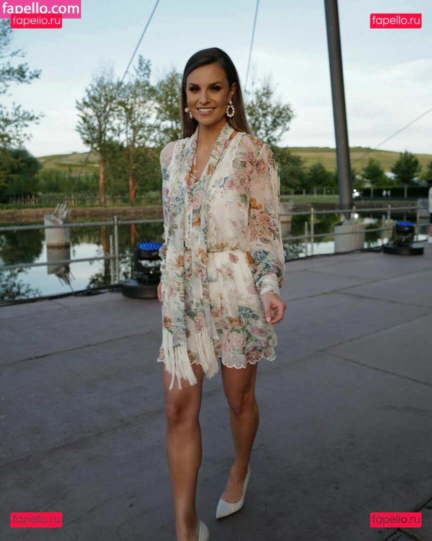 Laura Wontorra / LauraWontorra / WontorraLaura / laura_wontorra Onlyfans Photo Gallery 