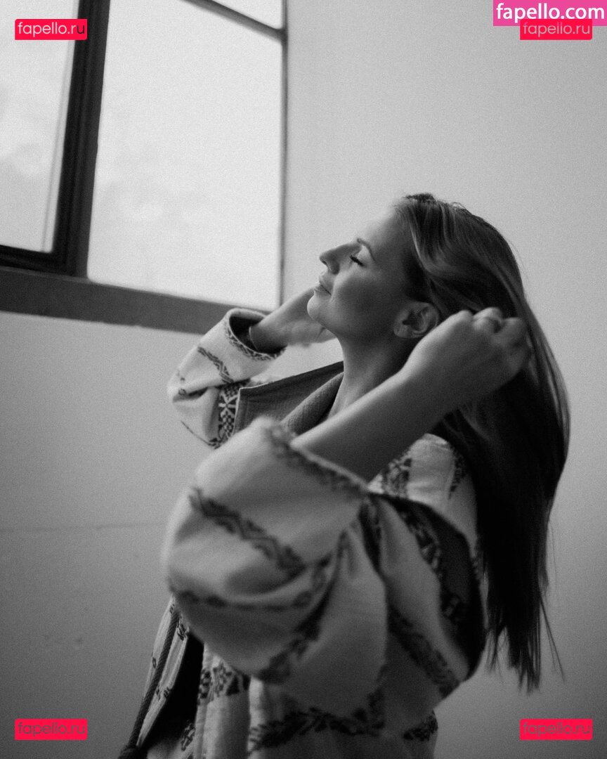 Laura Wontorra / LauraWontorra / WontorraLaura / laura_wontorra Onlyfans Photo Gallery 