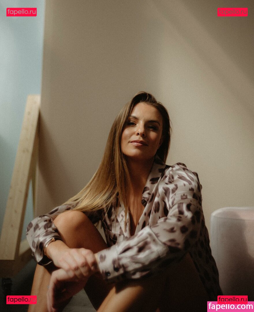 Laura Wontorra / LauraWontorra / WontorraLaura / laura_wontorra Onlyfans Photo Gallery 