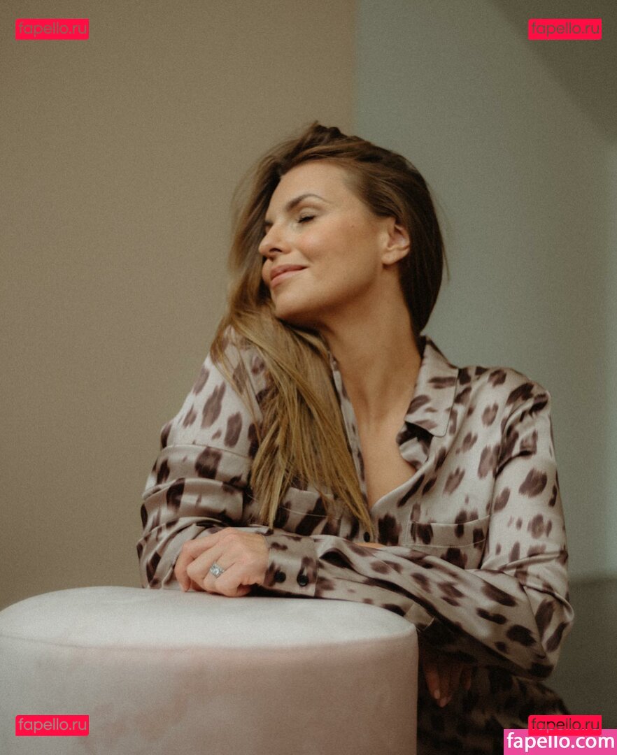 Laura Wontorra / LauraWontorra / WontorraLaura / laura_wontorra Onlyfans Photo Gallery 