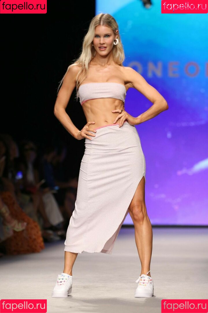 Joy Corrigan Onlyfans Photo Gallery 