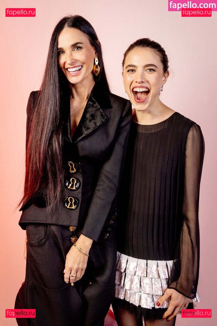 Margaret Qualley / SarahMargaretQualley Onlyfans Photo Gallery 