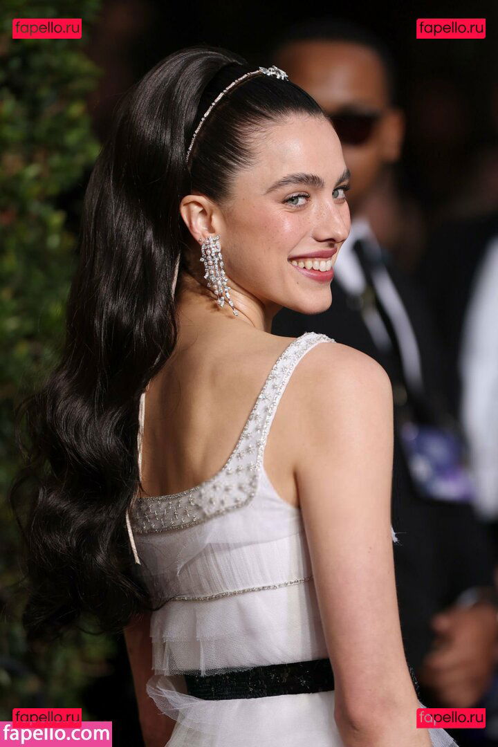 Margaret Qualley / SarahMargaretQualley Onlyfans Photo Gallery 