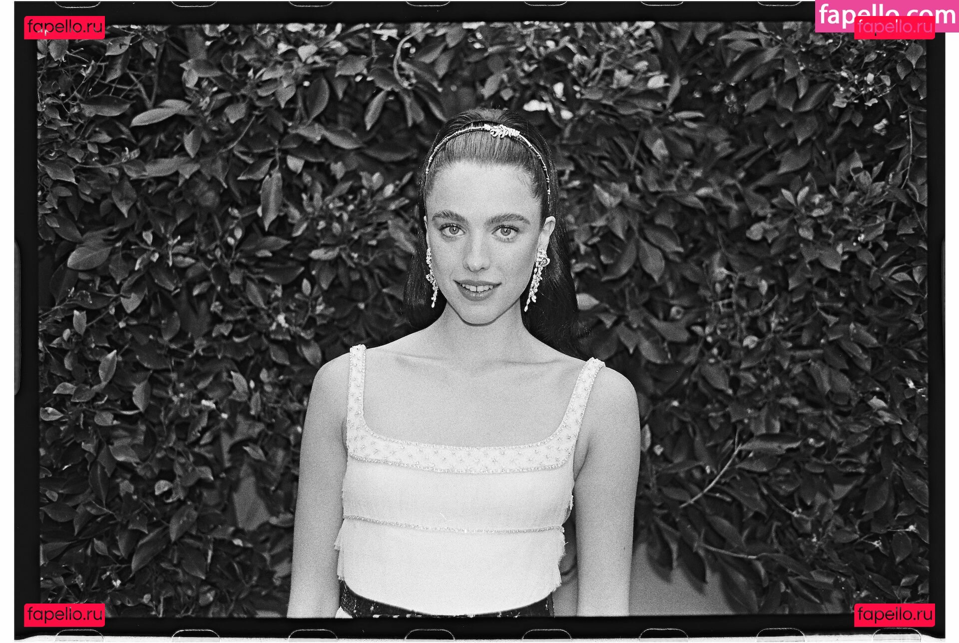 Margaret Qualley / SarahMargaretQualley Onlyfans Photo Gallery 