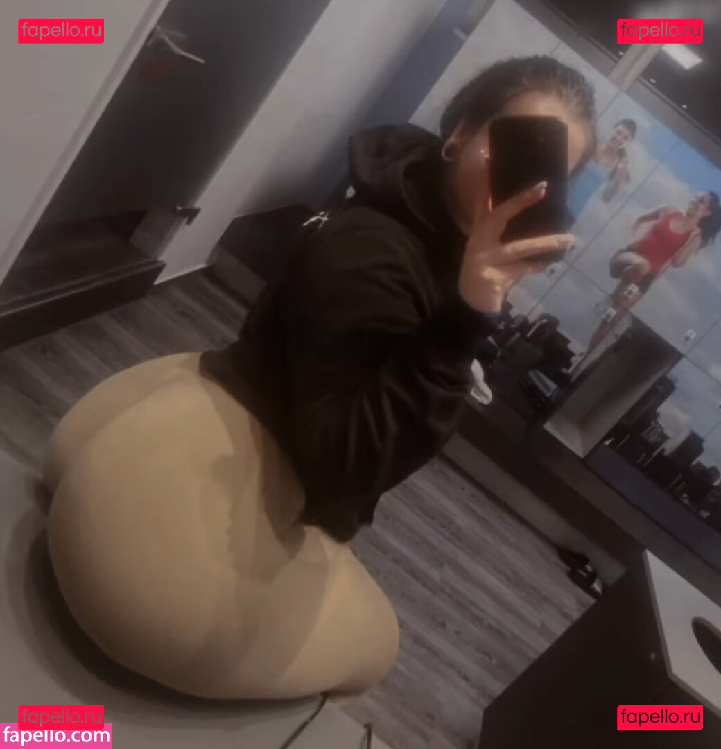 Cxmshotface / rebeccacambria_free / shitboxblondie / shitboxmommy Onlyfans Photo Gallery 