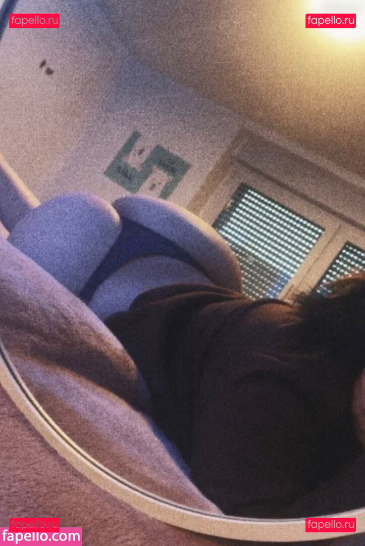 Cxmshotface / rebeccacambria_free / shitboxblondie / shitboxmommy Onlyfans Photo Gallery 