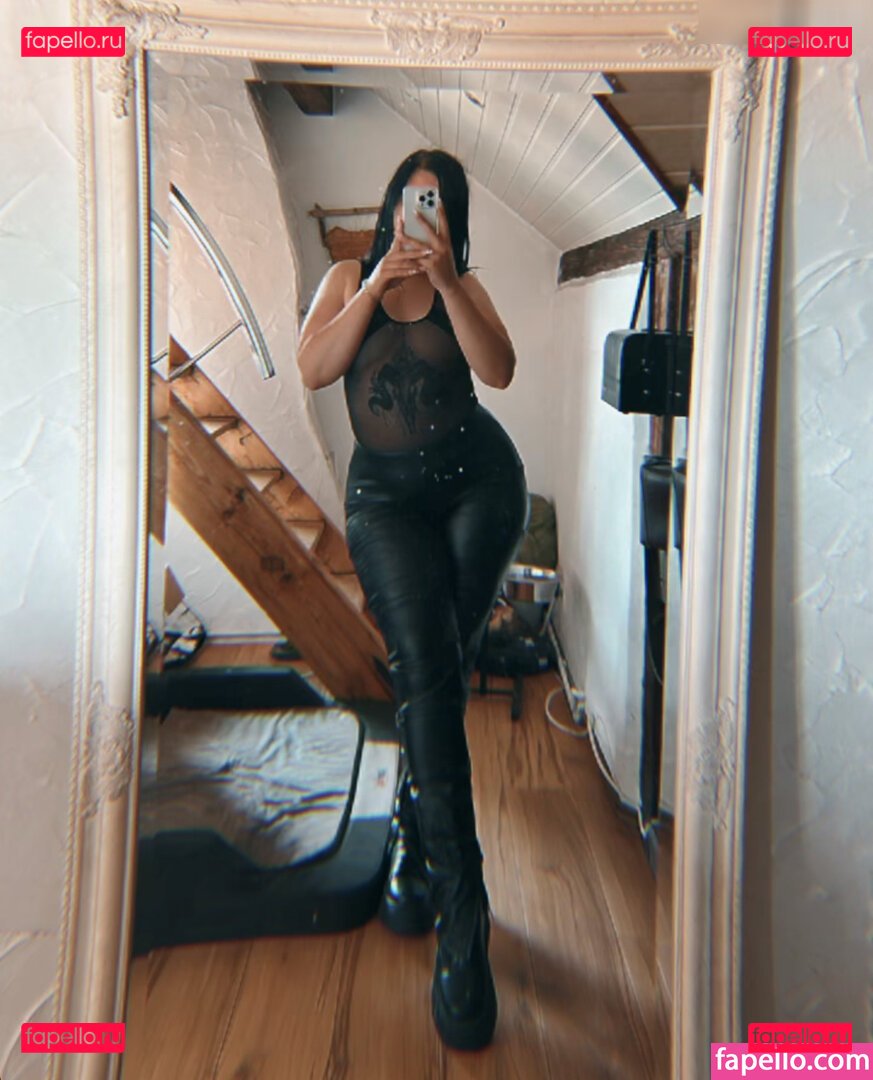 Cxmshotface / rebeccacambria_free / shitboxblondie / shitboxmommy Onlyfans Photo Gallery 