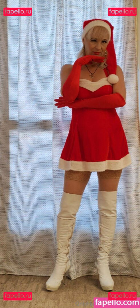 roxikovacs Onlyfans Photo Gallery 