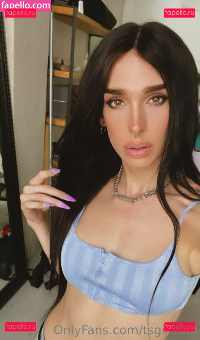 Rubi / thegirlrubia / tsgirlrubi Onlyfans Photo Gallery 