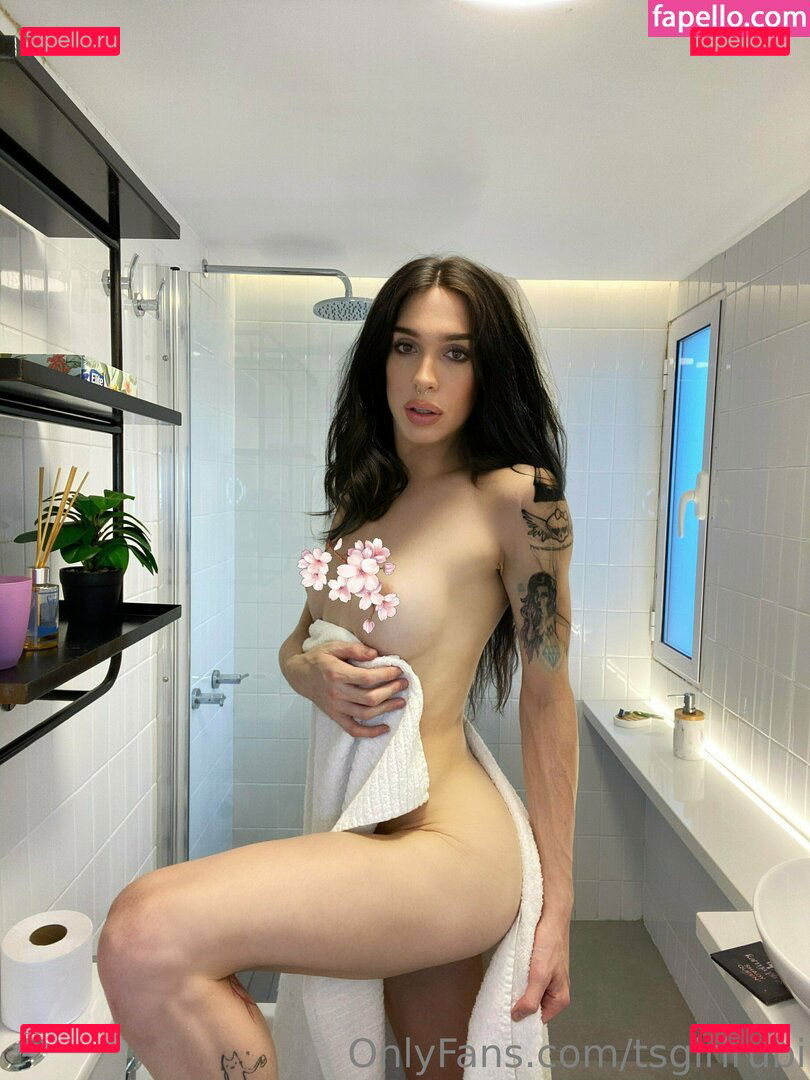 Rubi / thegirlrubia / tsgirlrubi Onlyfans Photo Gallery 