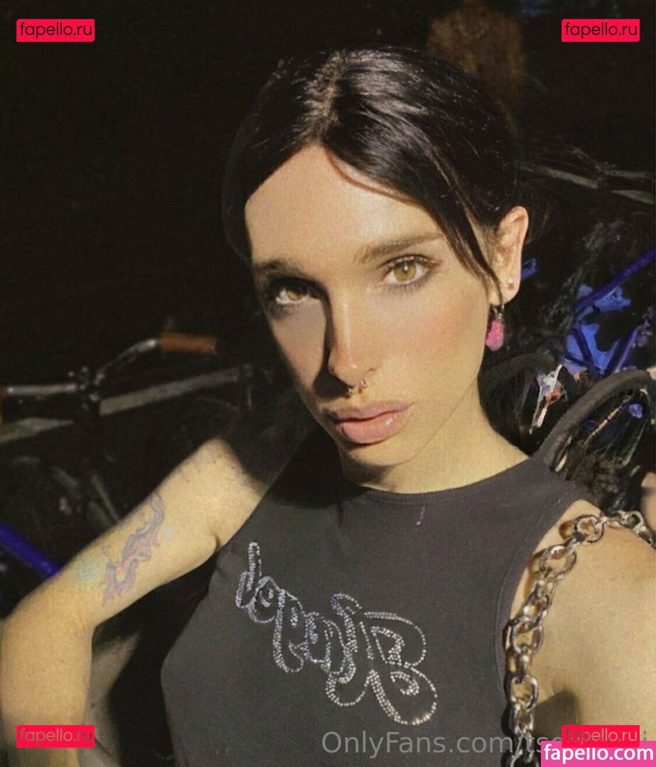 Rubi / thegirlrubia / tsgirlrubi Onlyfans Photo Gallery 