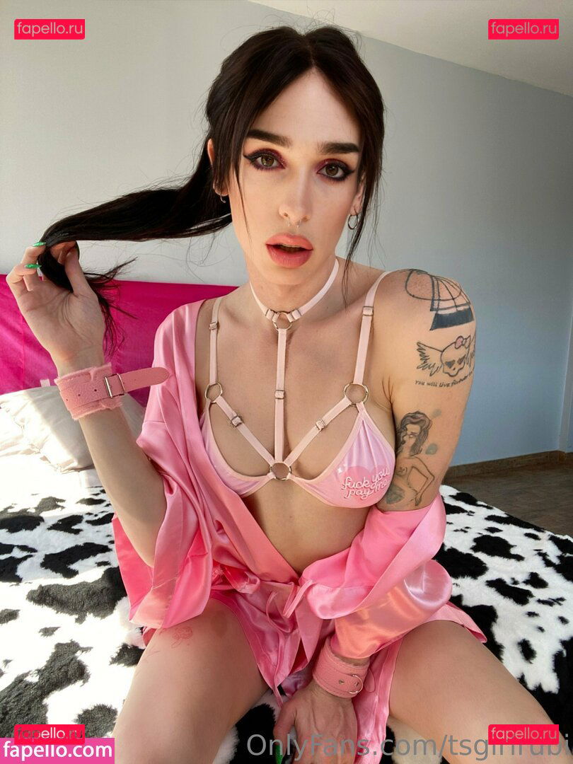 Rubi / thegirlrubia / tsgirlrubi Onlyfans Photo Gallery 