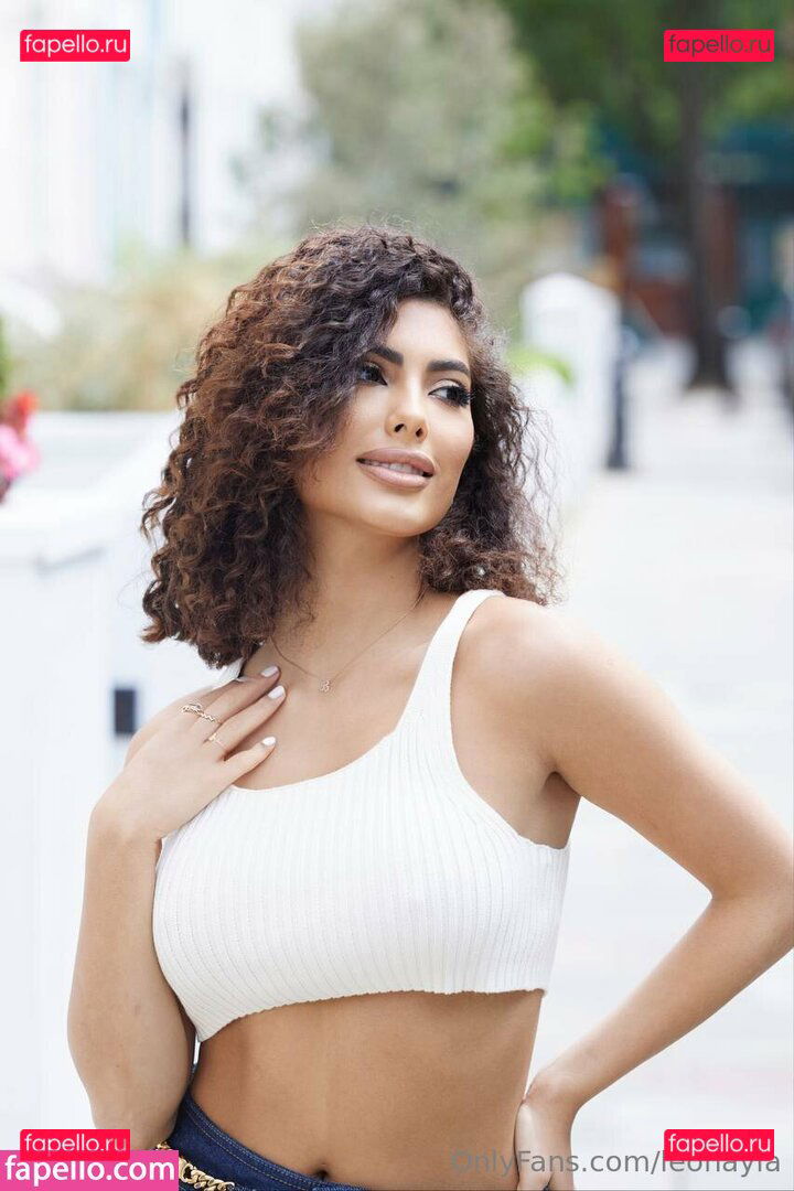 Leo Kim / leonayla / leonaylamessy Onlyfans Photo Gallery 