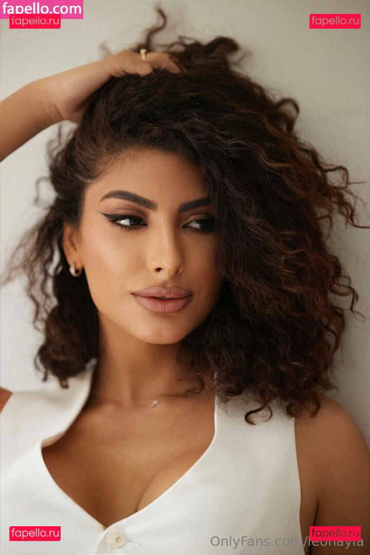 Leo Kim / leonayla / leonaylamessy Onlyfans Photo Gallery 