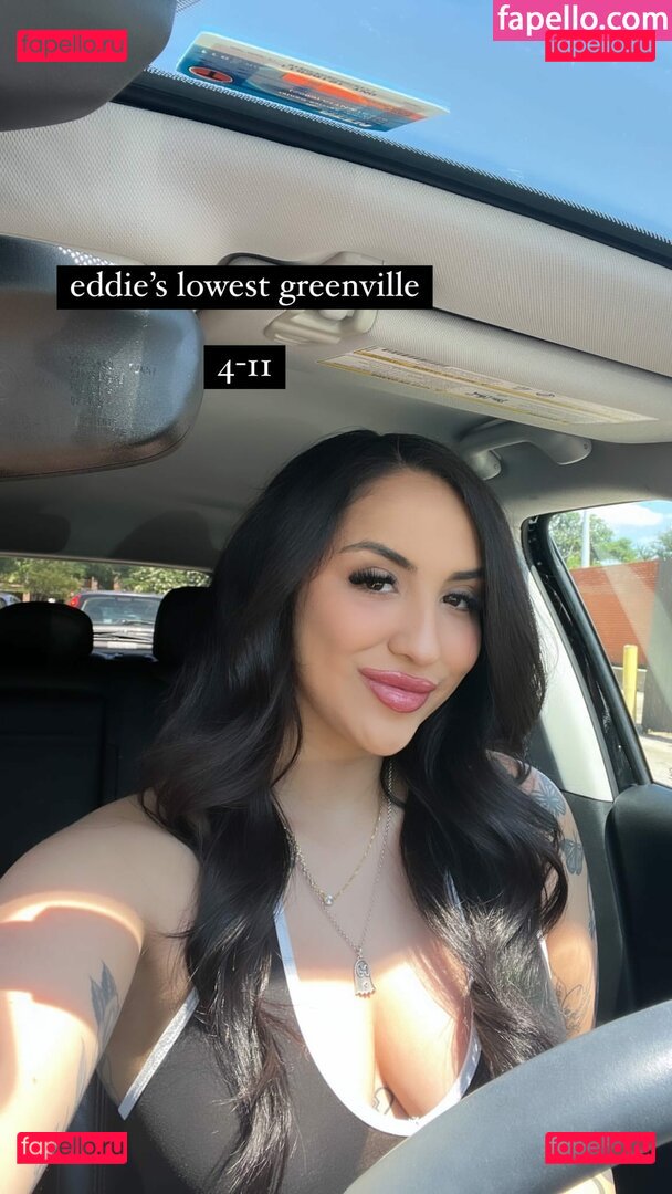 Claudelia Zarate / ohmy_claud / only1laurazarate Onlyfans Photo Gallery 