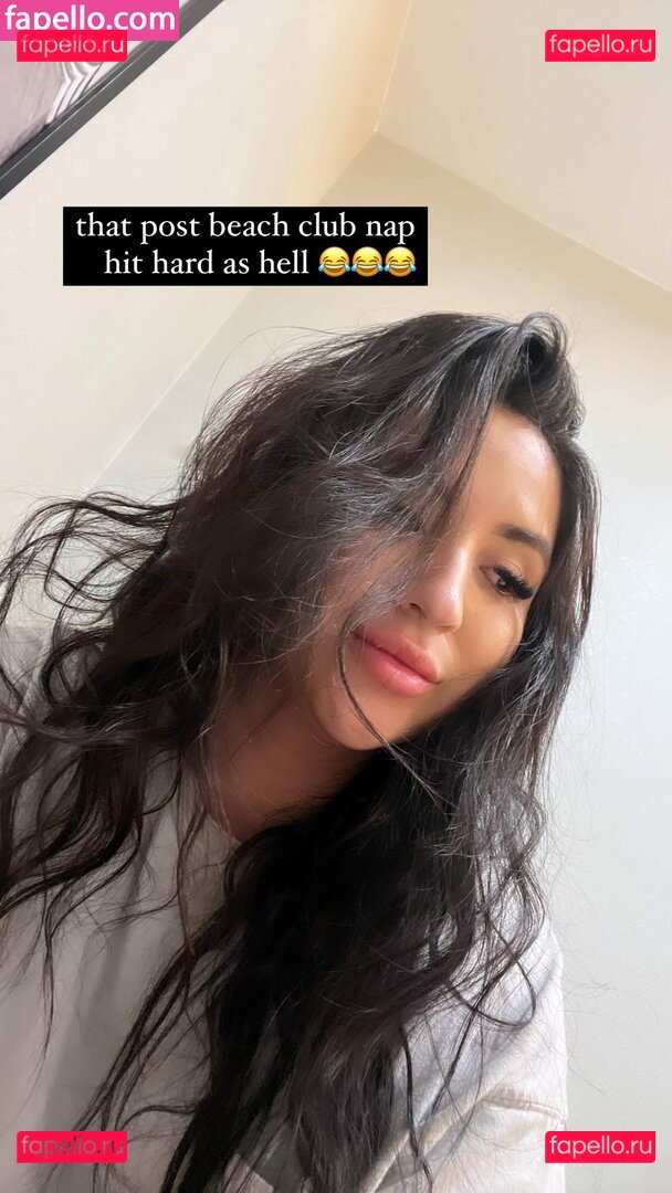 Claudelia Zarate / ohmy_claud / only1laurazarate Onlyfans Photo Gallery 