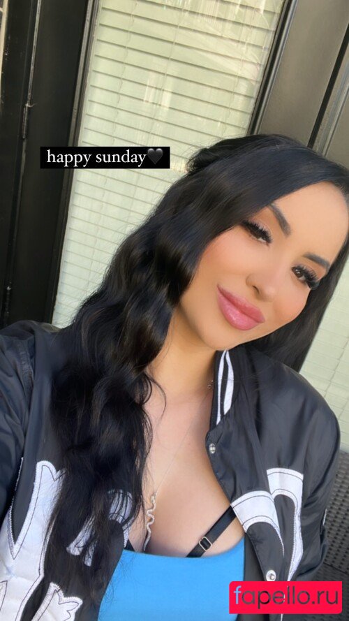 Claudelia Zarate Nude Onlyfans Photo 13