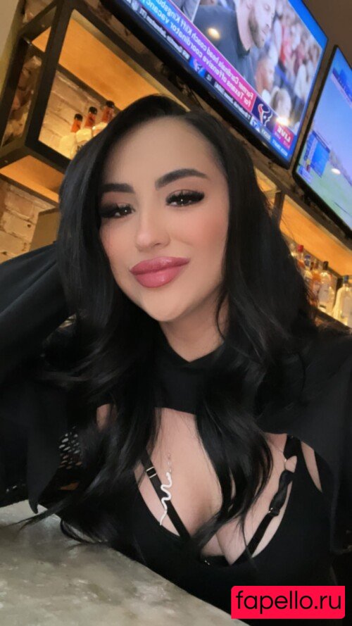 Claudelia Zarate Nude Onlyfans Photo 7