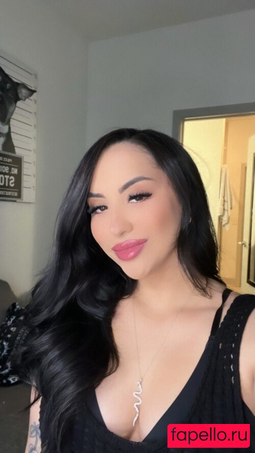 Claudelia Zarate Nude Onlyfans Photo 5