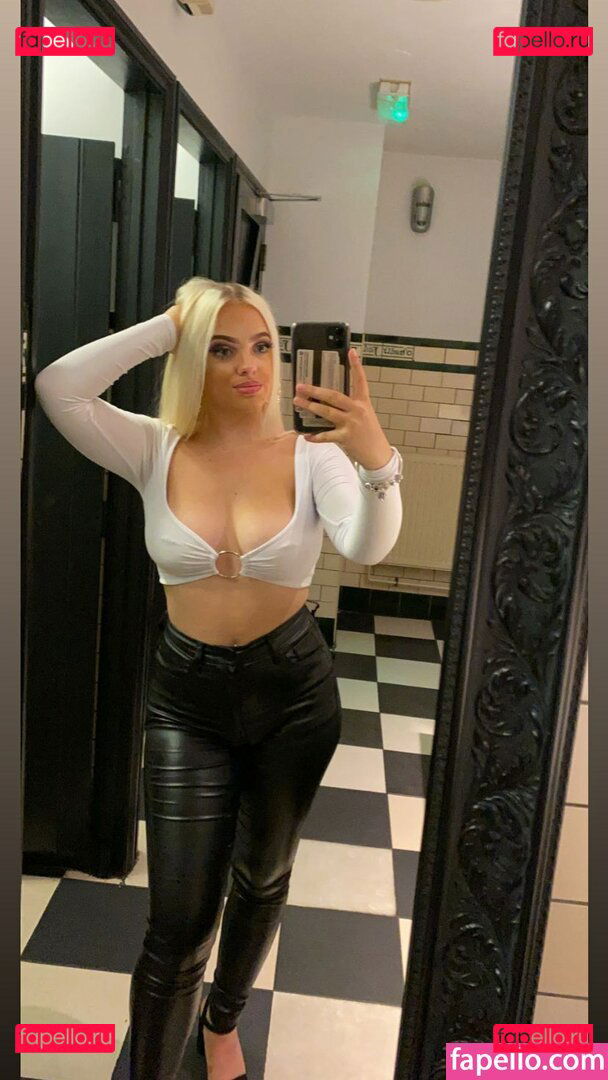 Brooke Lee / brooke-lee / brooke_lxx Onlyfans Photo Gallery 