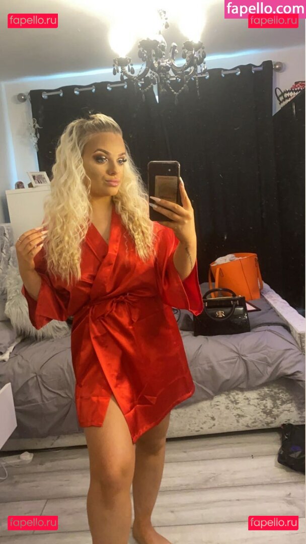 Brooke Lee / brooke-lee / brooke_lxx Onlyfans Photo Gallery 