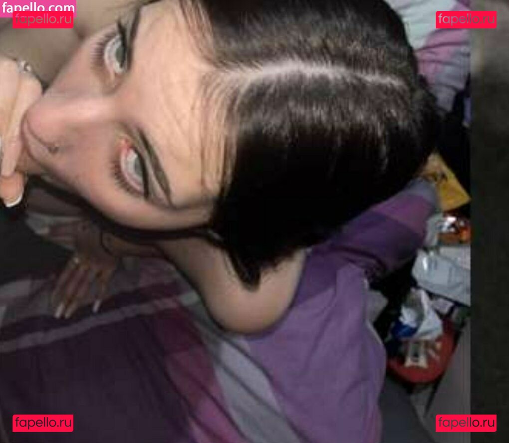 Becca Hextall / SlxtForBecca Onlyfans Photo Gallery 