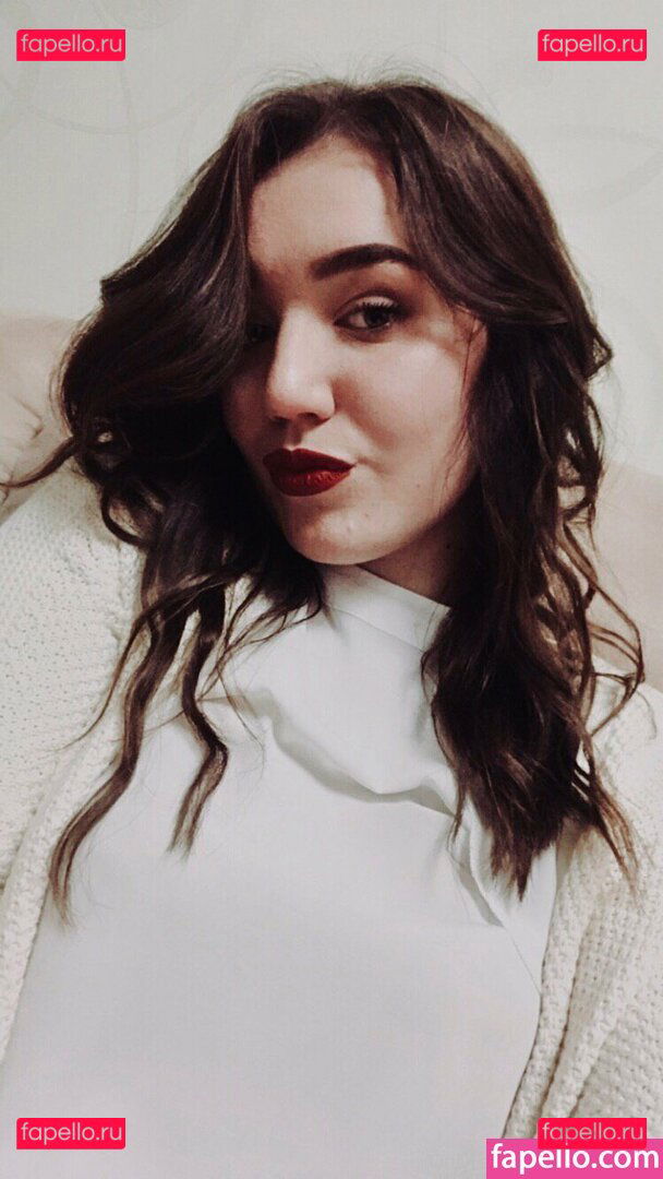 bella_sun_ / sunbeibay Onlyfans Photo Gallery 