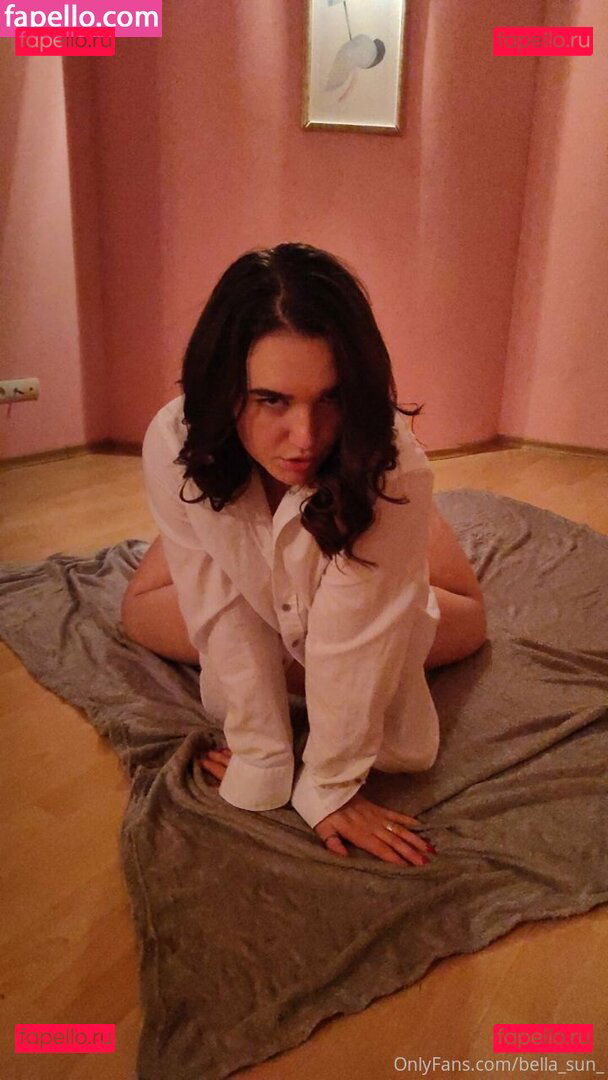 bella_sun_ / sunbeibay Onlyfans Photo Gallery 