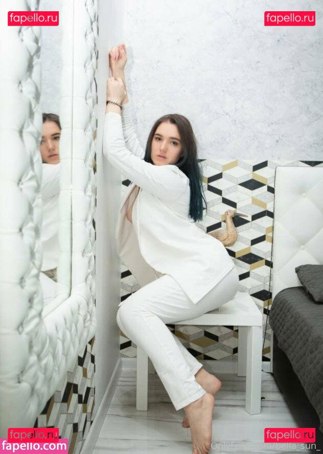 bella_sun_ / sunbeibay Onlyfans Photo Gallery 