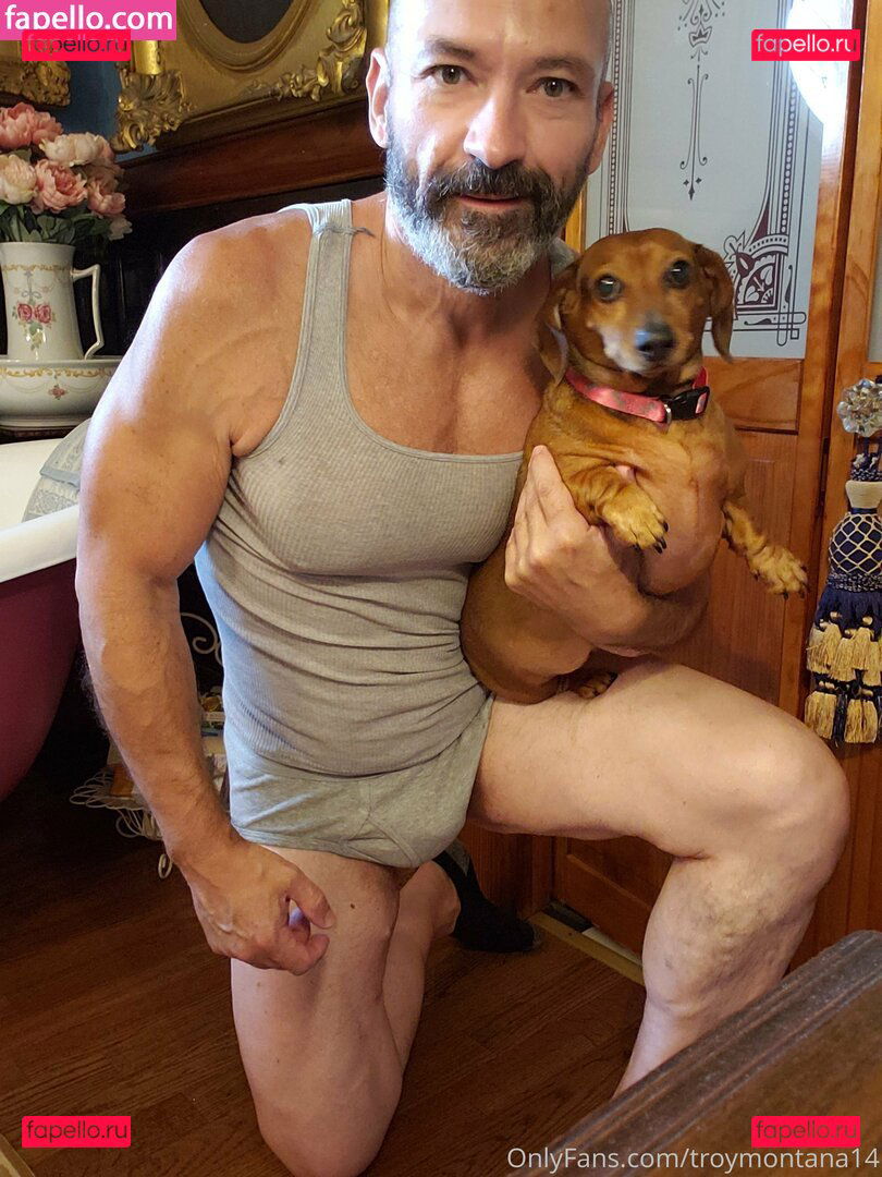 the80s_baby / troymontana14 Onlyfans Photo Gallery 