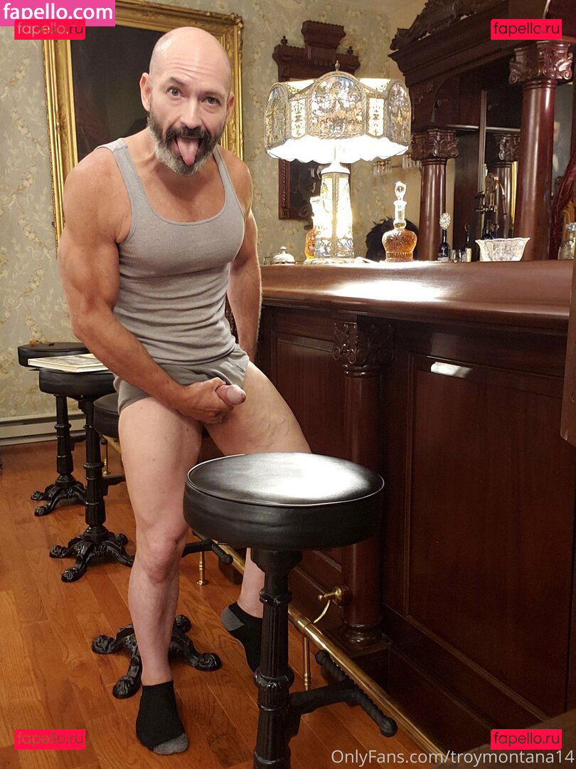 the80s_baby / troymontana14 Onlyfans Photo Gallery 