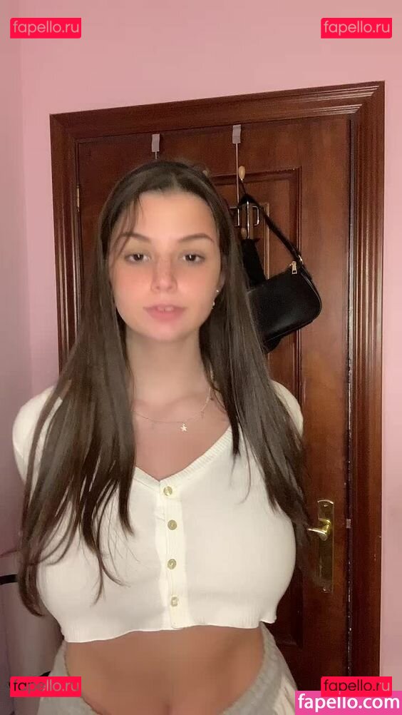 Sofia C / sofia_spc / sophiaxcc Onlyfans Photo Gallery 