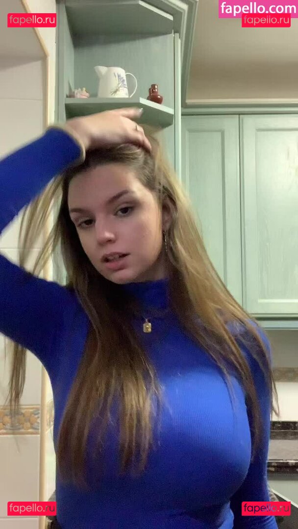 Sofia C / sofia_spc / sophiaxcc Onlyfans Photo Gallery 