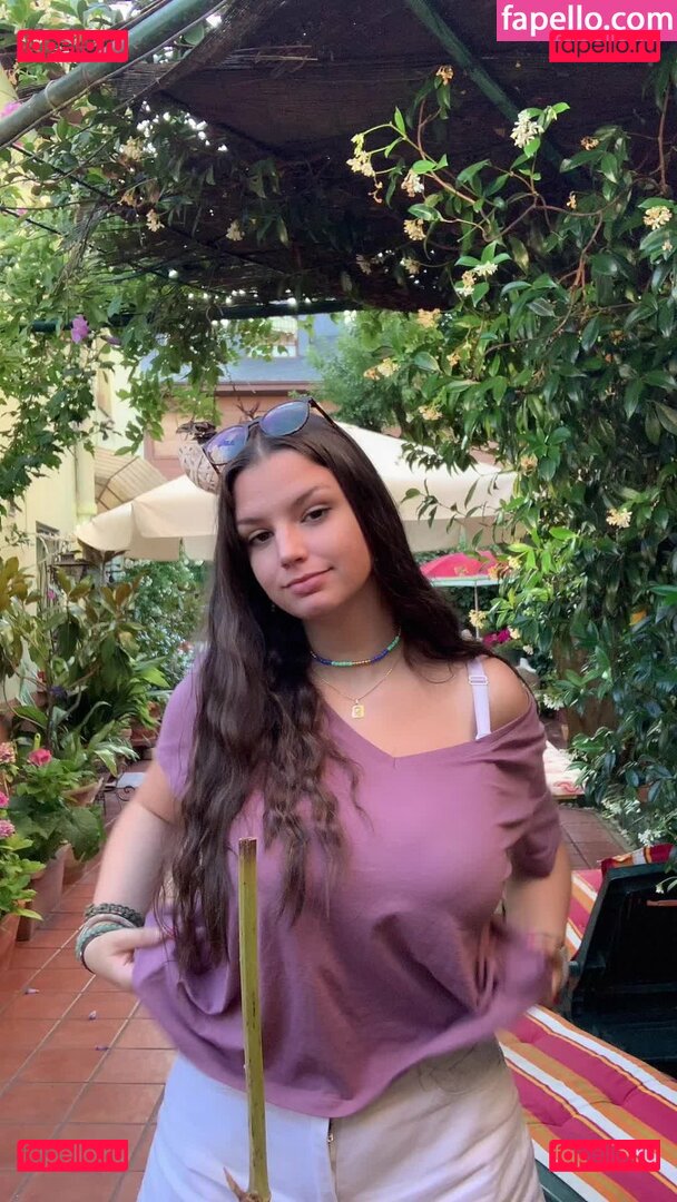 Sofia C / sofia_spc / sophiaxcc Onlyfans Photo Gallery 