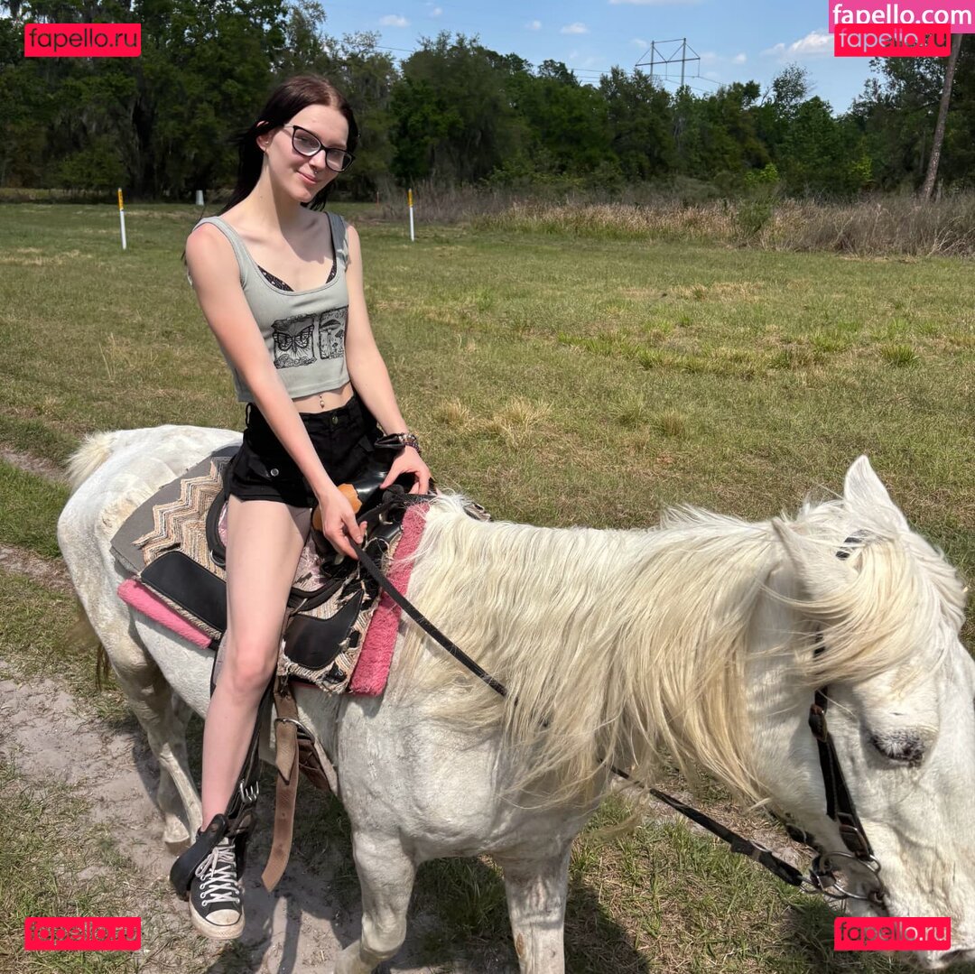 Brianna.Official / Briannaficial / brianna.0fficial Onlyfans Photo Gallery 