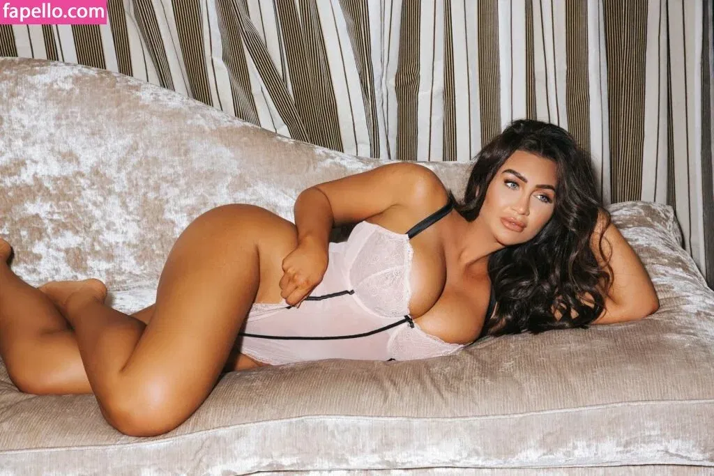 Lauren Rose Goodger Onlyfans Photo Gallery 