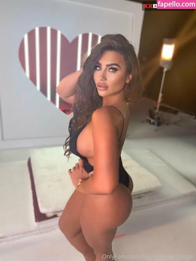 Lauren Rose Goodger Onlyfans Photo Gallery 