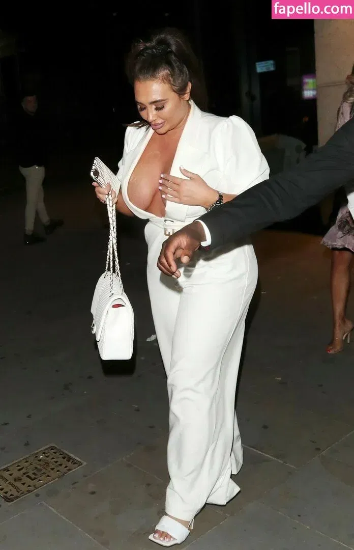 Lauren Rose Goodger Onlyfans Photo Gallery 