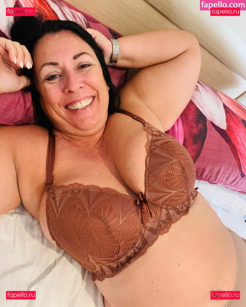 Lucy May / lucy_may_009 / lucy_mayfans Onlyfans Photo Gallery 