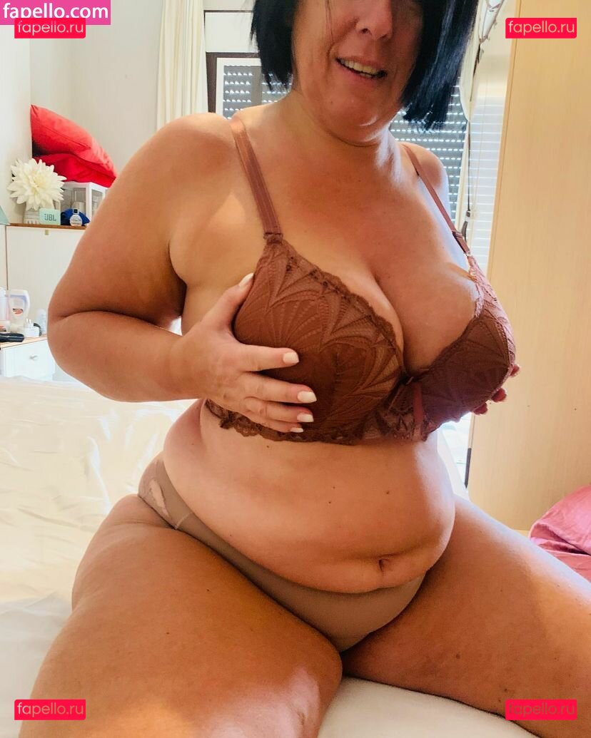 Lucy May / lucy_may_009 / lucy_mayfans Onlyfans Photo Gallery 