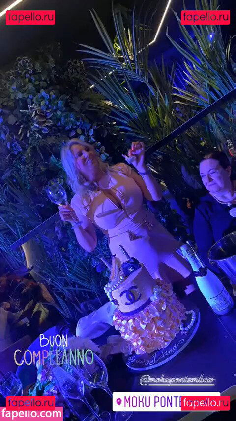 Elena Daniela Ungureanu / danachanel / elenadanielaungureanu Onlyfans Photo Gallery 