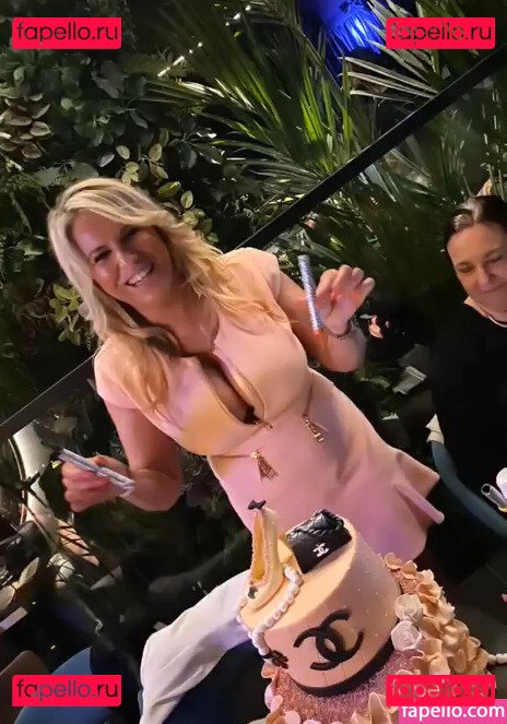 Elena Daniela Ungureanu / danachanel / elenadanielaungureanu Onlyfans Photo Gallery 